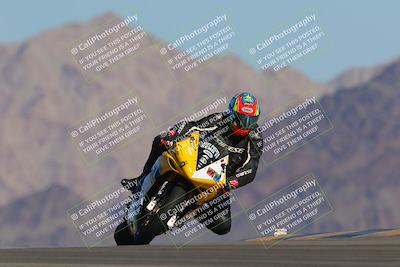 media/Oct-01-2023-SoCal Trackdays (Sun) [[4c570cc352]]/Turn 9 Set 1 (950am)/
